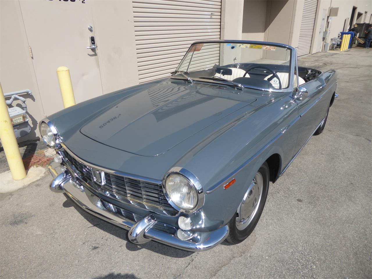 Fiat-1500-1963-Gray-White