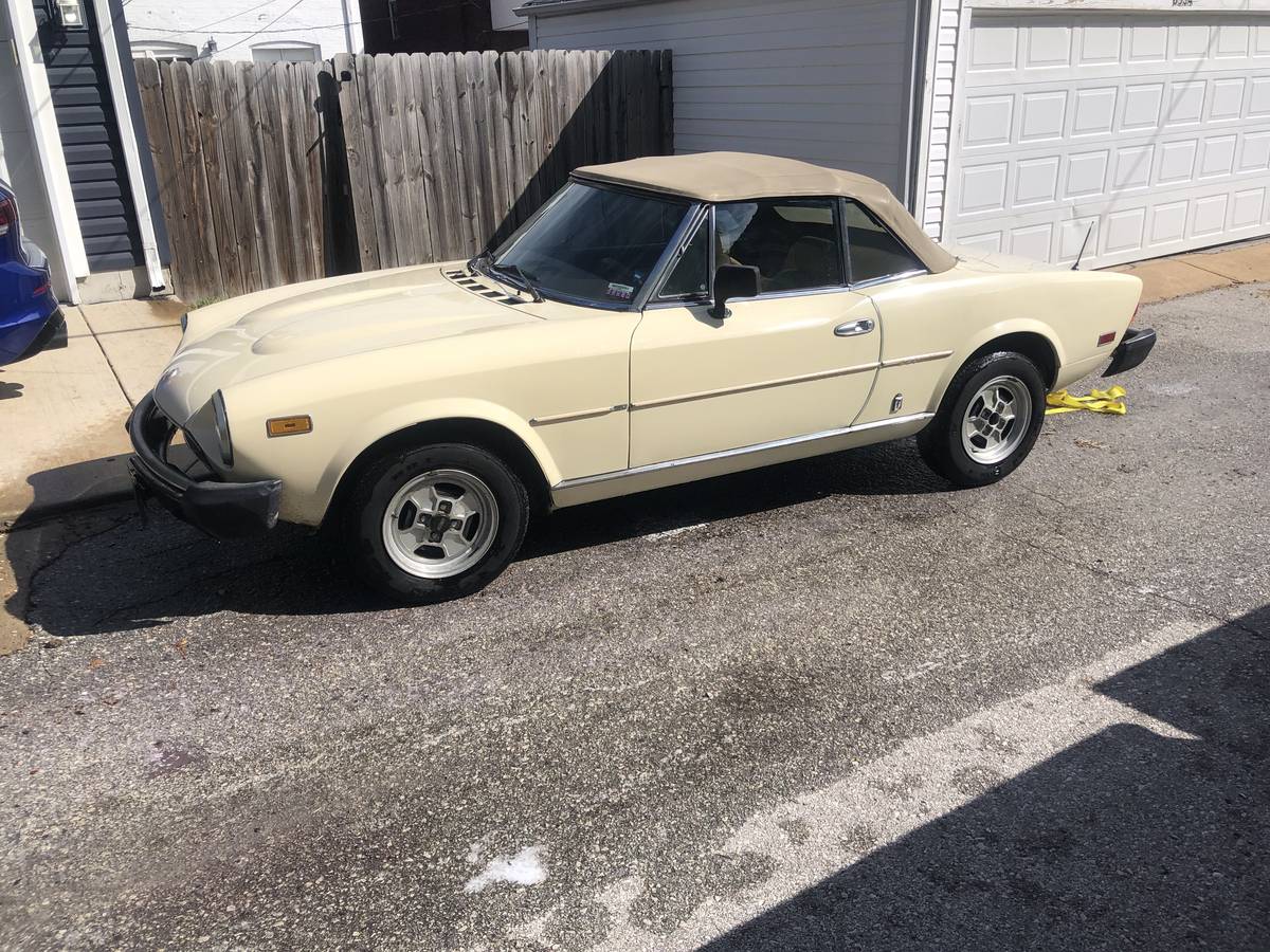 Fiat-Spider-1981