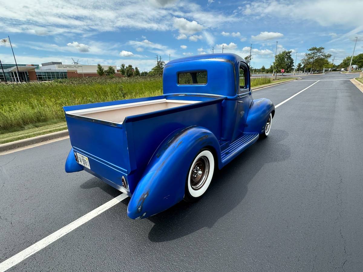 Ford-11c-1941-Blue