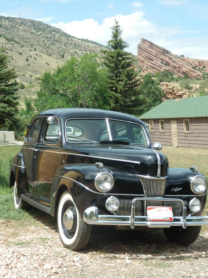 Ford-1941-Black