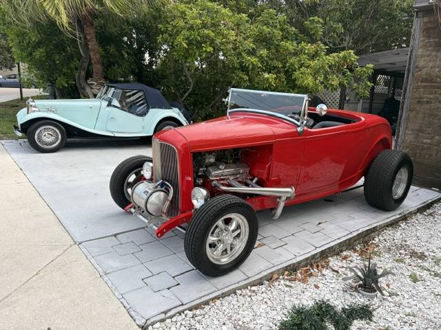 Ford-32-hot-rod-1932-Red