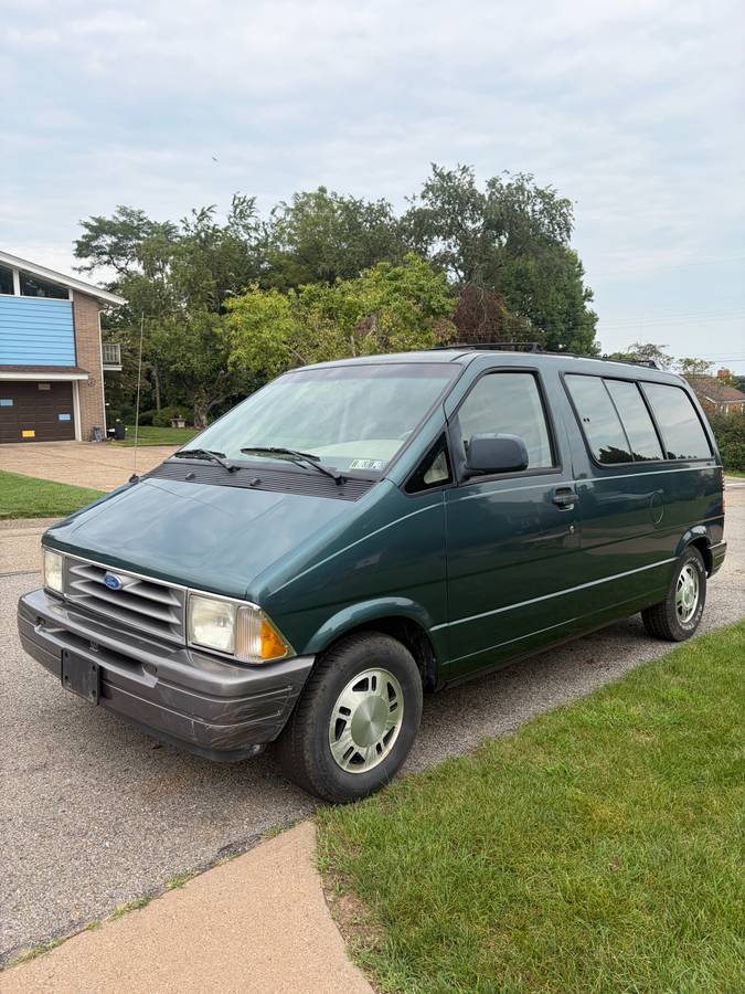 Ford-Aerostar-1995-Blue