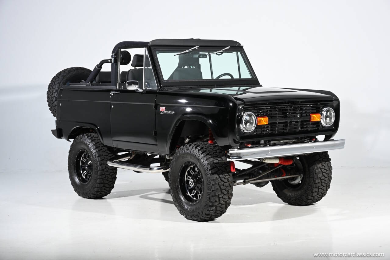 Ford-Bronco-1972-Black-Black
