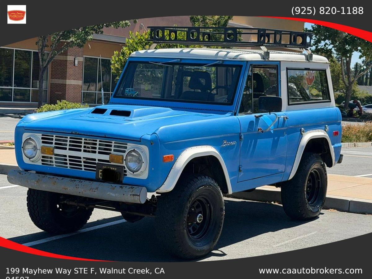 Ford-Bronco-1972-Blue