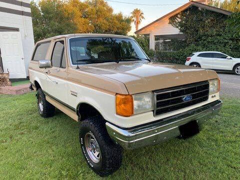 Ford-Bronco-1990-WhiteTan