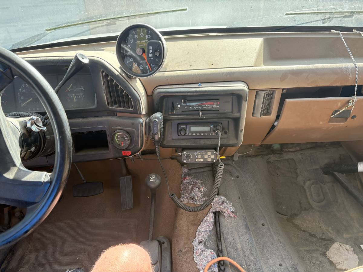 Ford-Bronco-1991-White