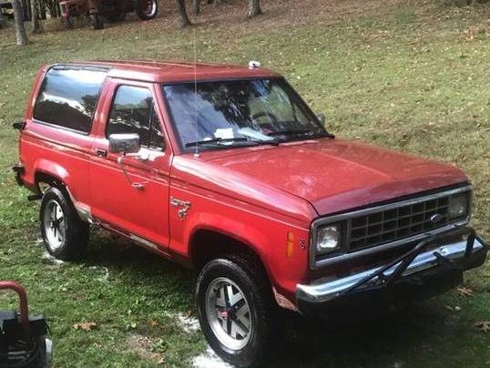 Ford-Bronco-ii-1986-Red