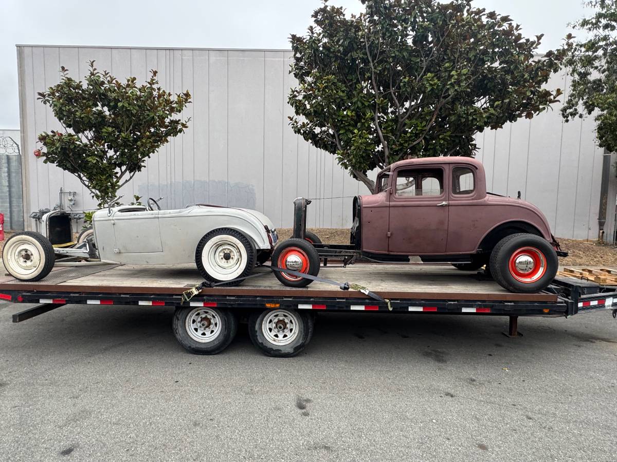 Ford-Coupe-1932