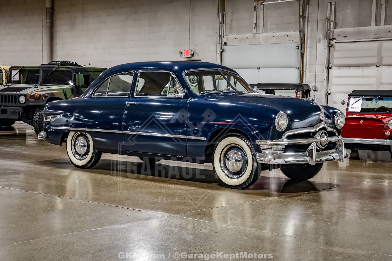 Ford-Custom-1950-Blue