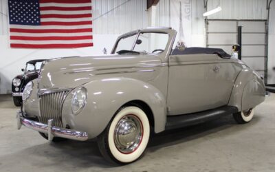 Ford Deluxe Convertible 1939