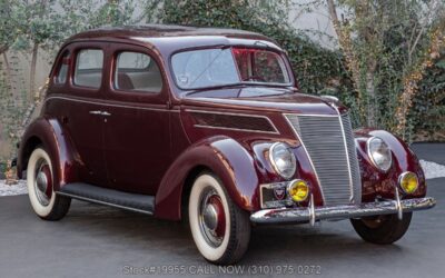 Ford Deluxe Fordor Slant Back Sedan 3-Speed 1937
