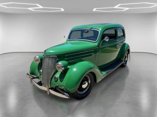 Ford-Deluxe-Tudor-1936-Coupe-Tan