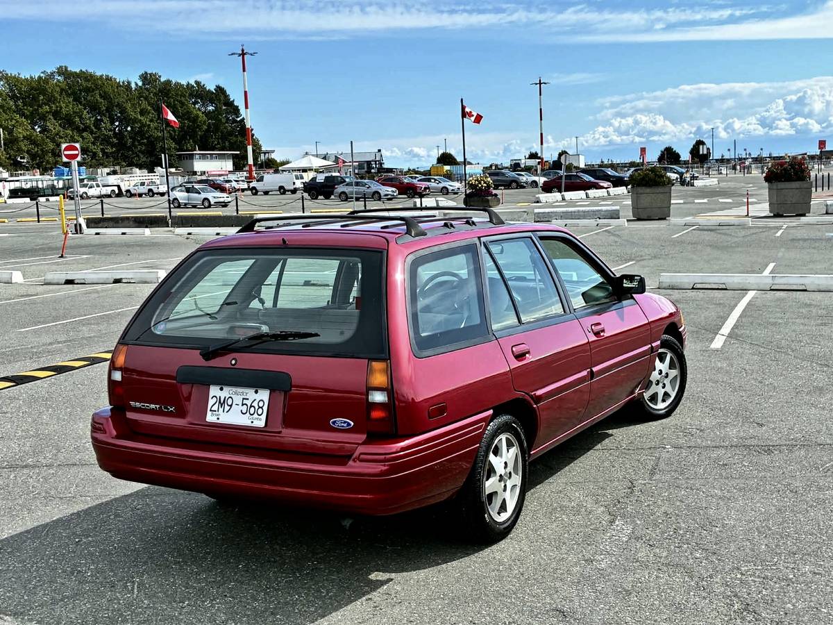 Ford-Escort-wagon-1995