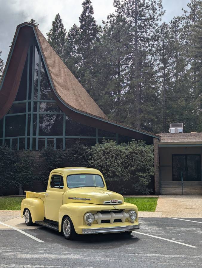 Ford-F-1-1951-Yellow