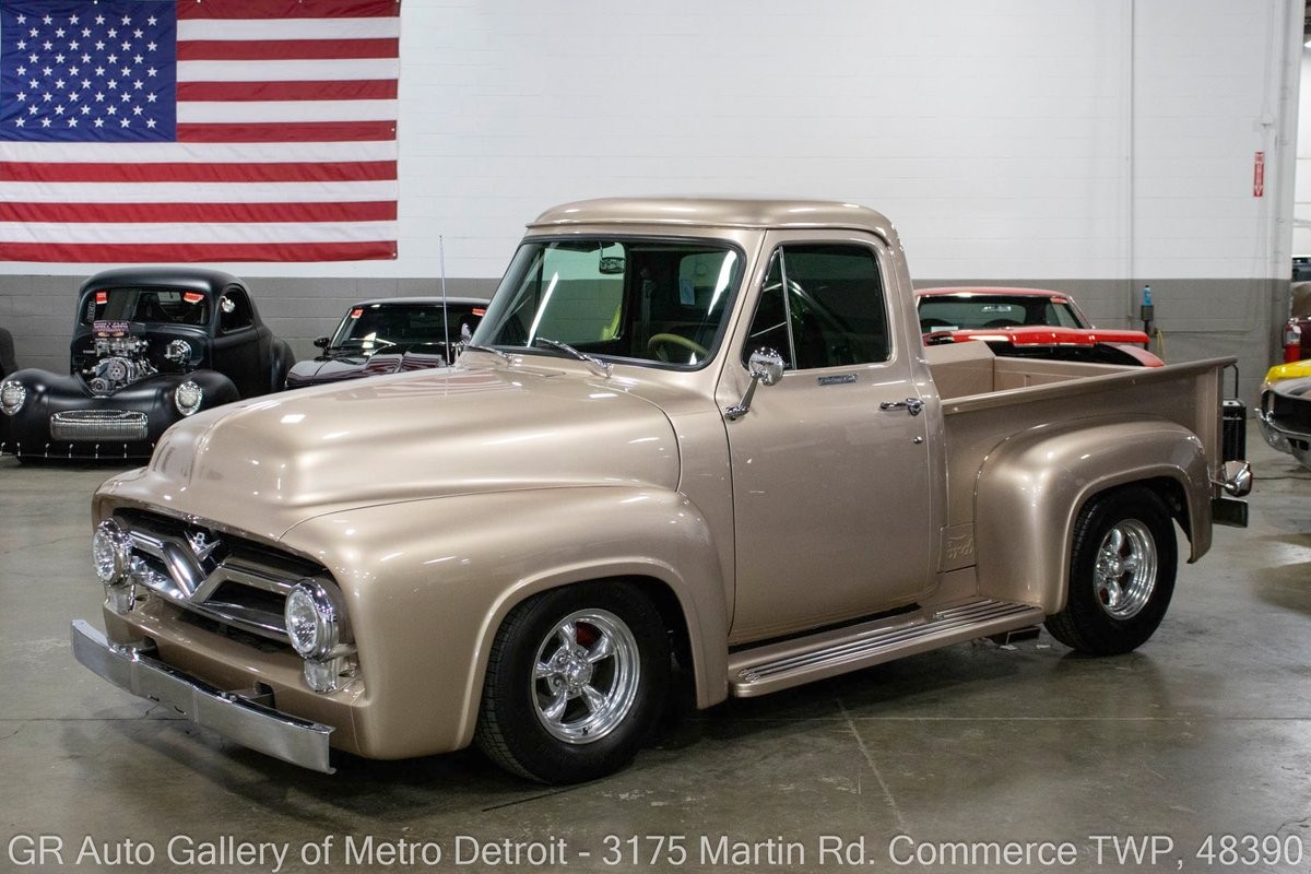 Ford F-100 1955
