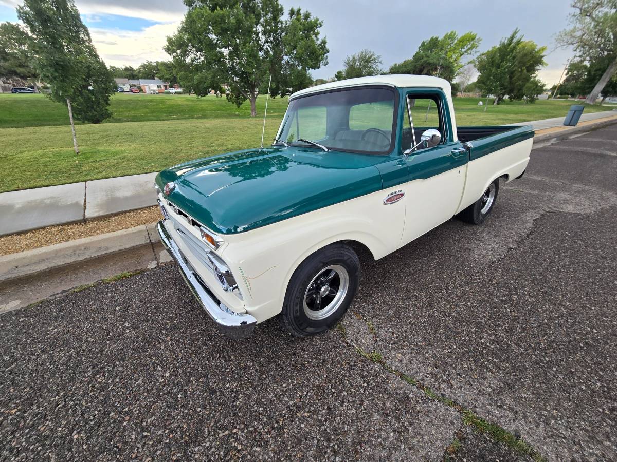 Ford-F-100-1966-Green