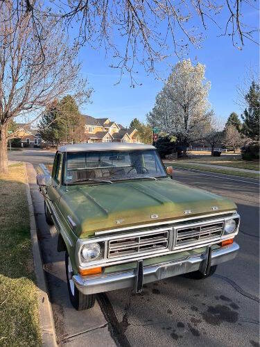 Ford-F-100-1972-Green-Beige