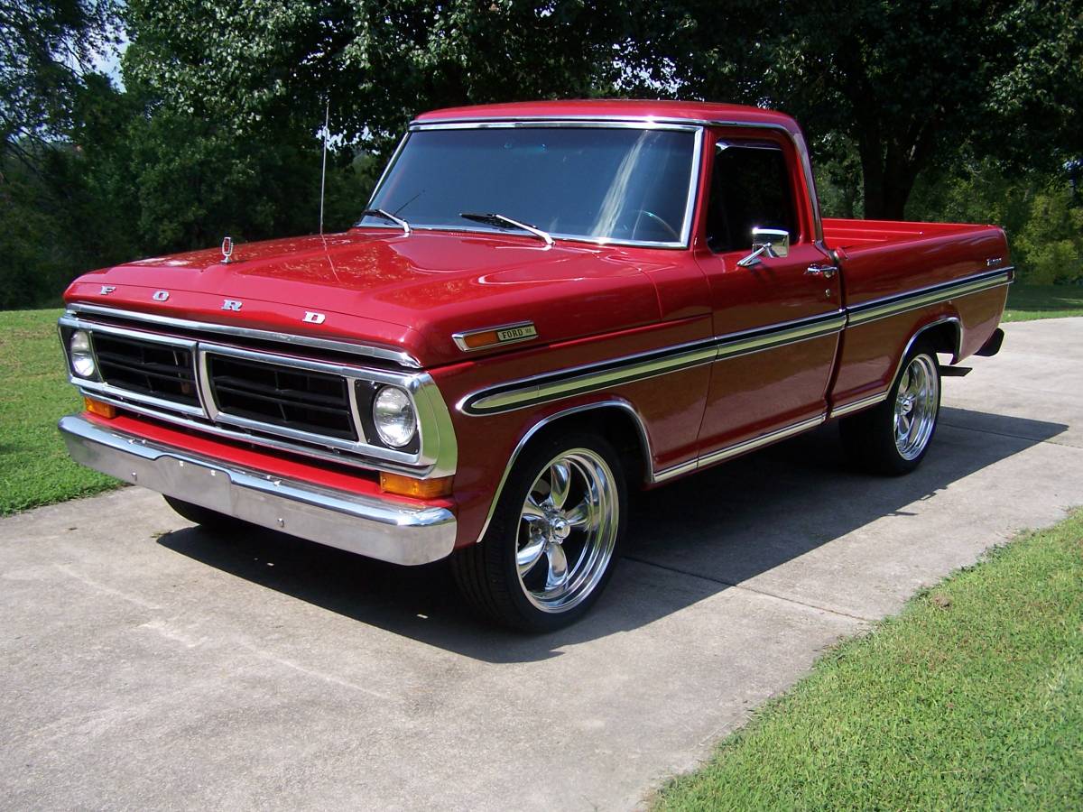 Ford-F-100-1972-Red