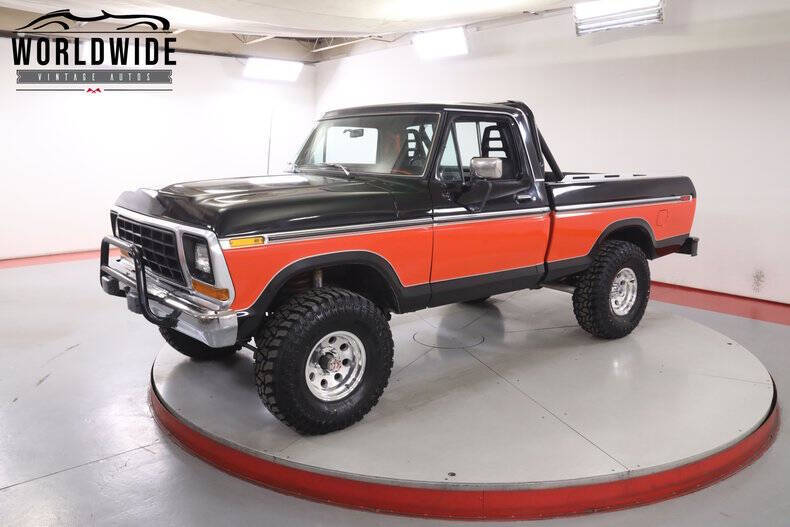 Ford-F-100-1978-Red-Black