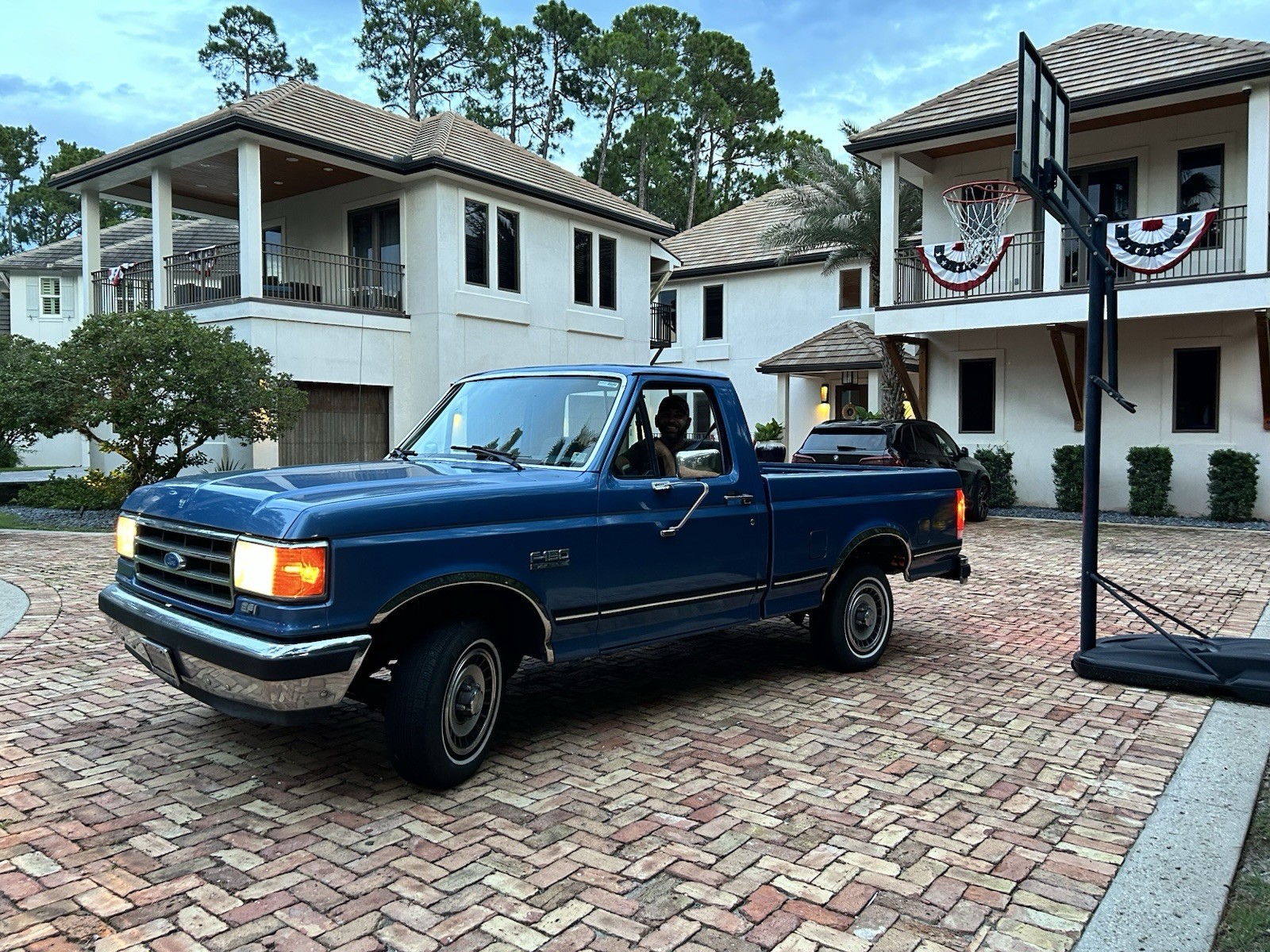 Ford-F-150-1989-Standard-Cab-Pickup-Blue