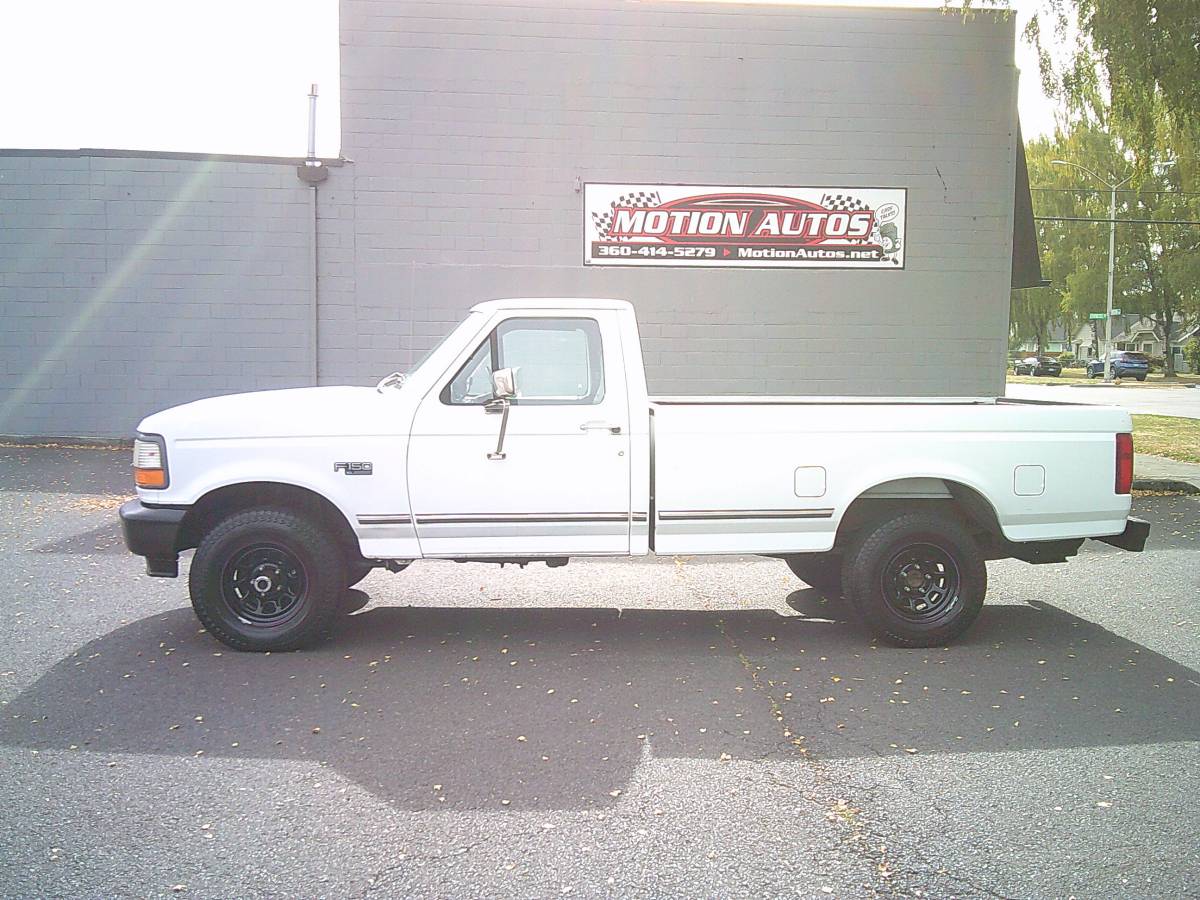 Ford-F-150-regular-cab-longbox-4x4-300-6cyl-at-ac-1996
