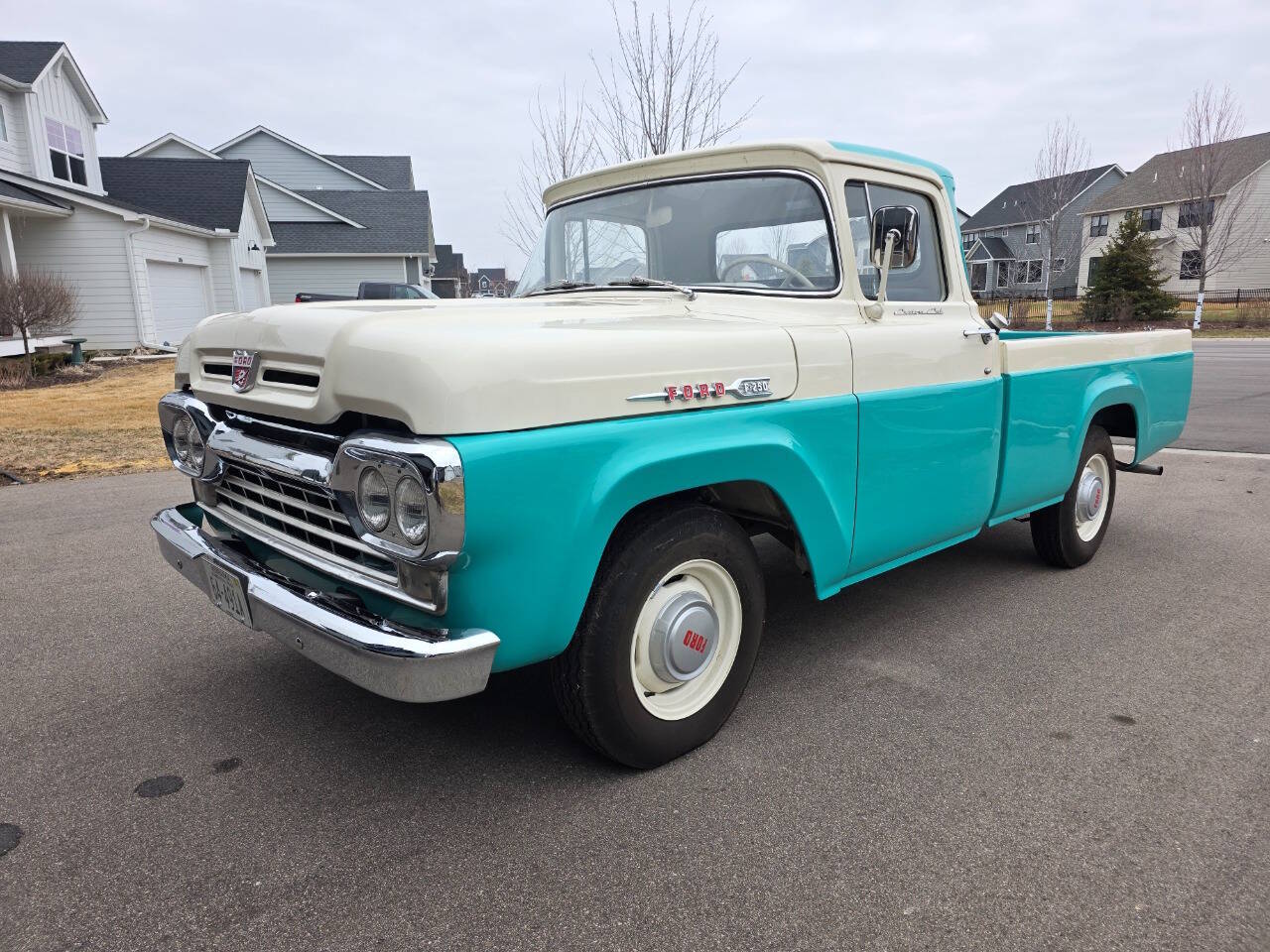 Ford-F-250-1960-Turquoise-Black