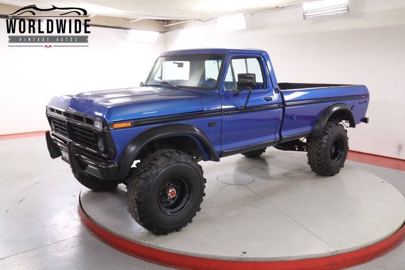 Ford-F-250-1974-Blue-BlackBlue