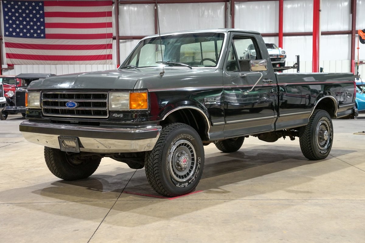 Ford-F-250-1990-Standard-Cab-Pickup-Gray