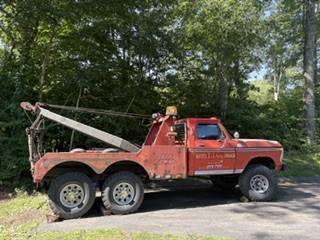 Ford-F-350-wrecker-1979-Red
