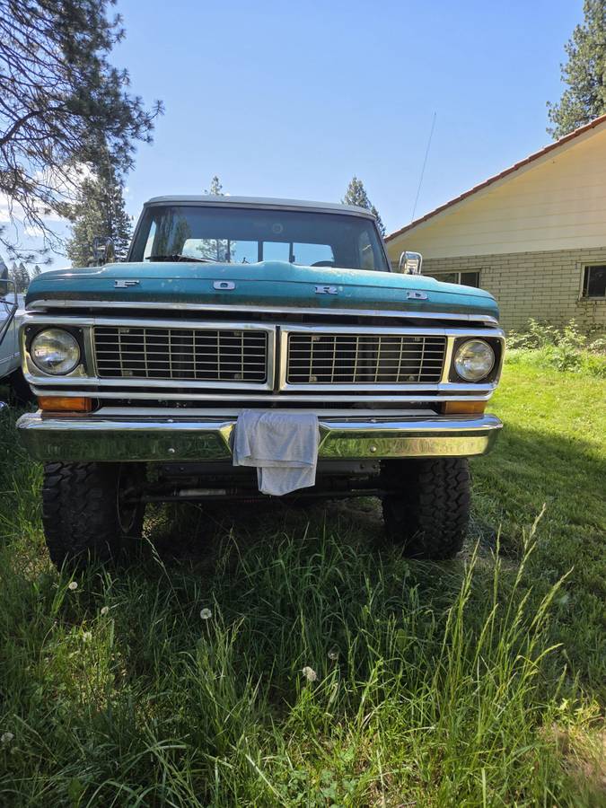 Ford-F250-sport-custom-highboy-4x4-1970-Blue