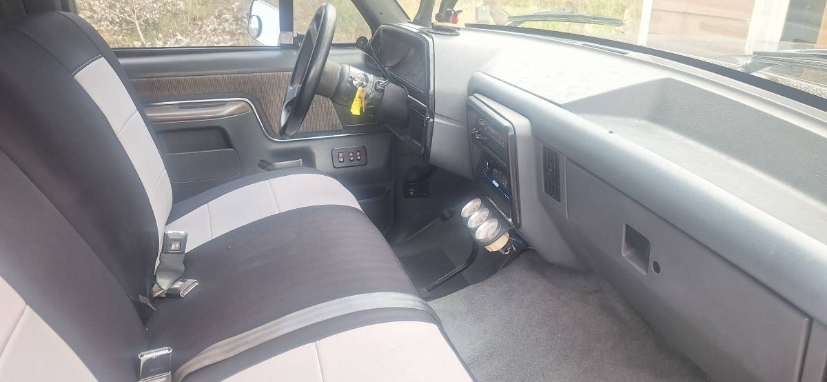 Ford-F250-super-duty-4x4-1989-Black