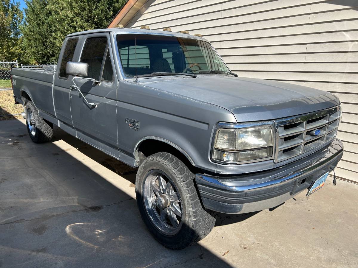 Ford-F250-super-duty-long-bed-1995-Gray