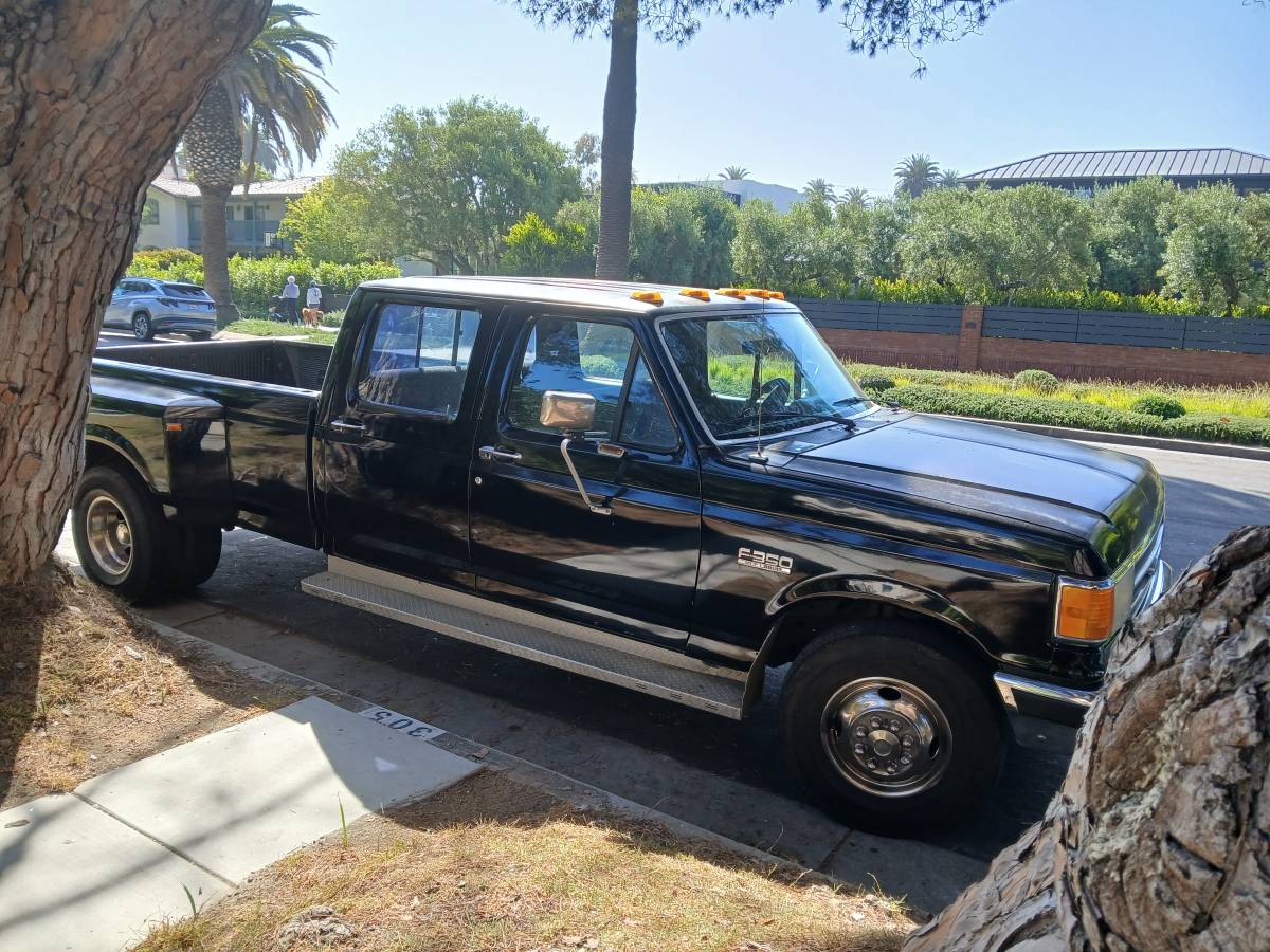 Ford-F350-lariat-1991-Black