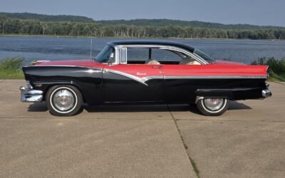 Ford Fairlane 1956