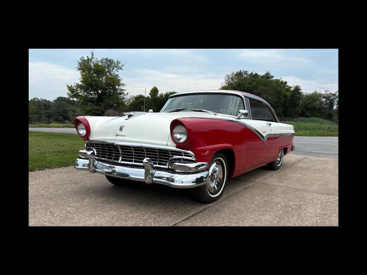 Ford-Fairlane-1956-Red-Red