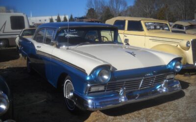 Ford Fairlane 1957