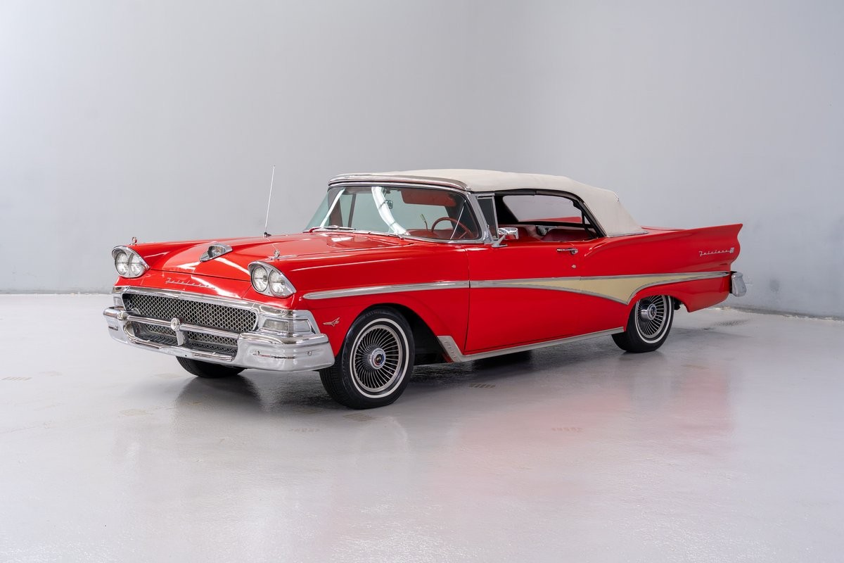 Ford-Fairlane-1958-Convertible-Red