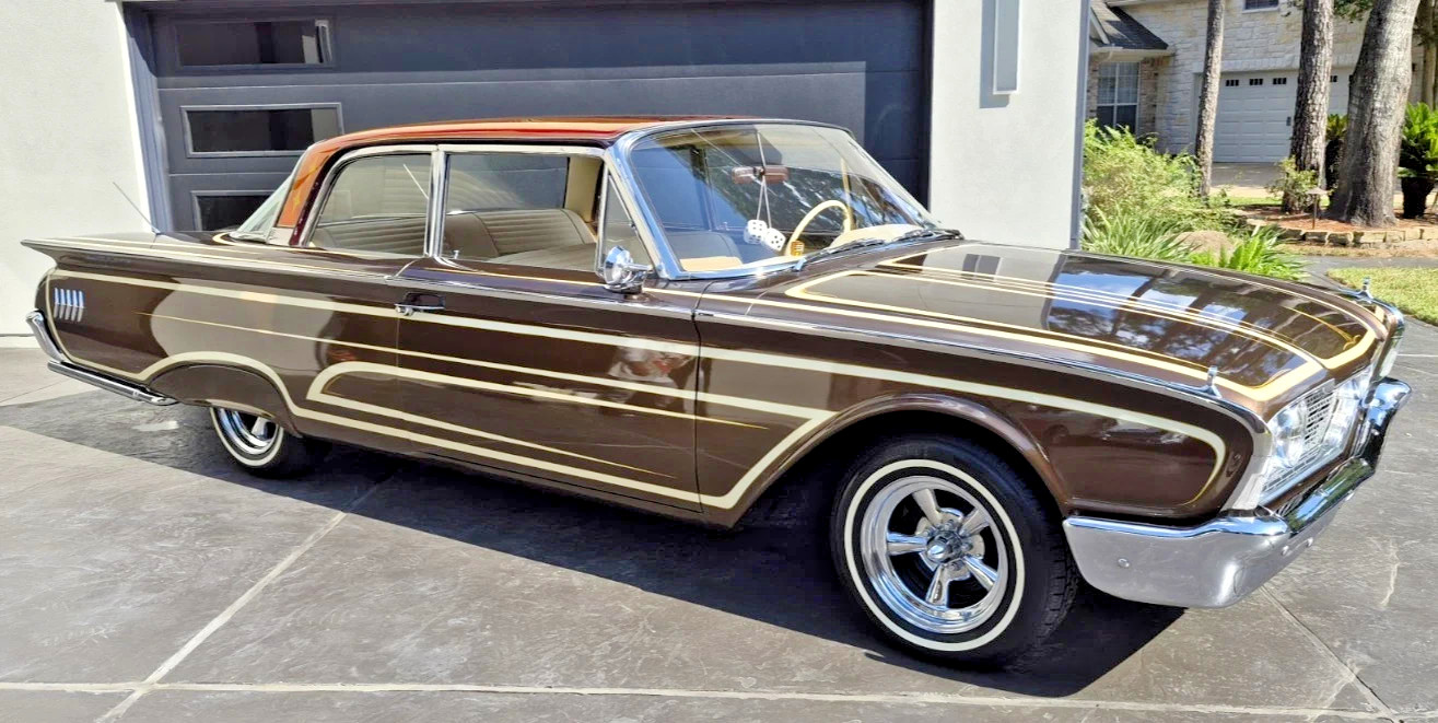 Ford-Fairlane-1960-Sedan-Cream