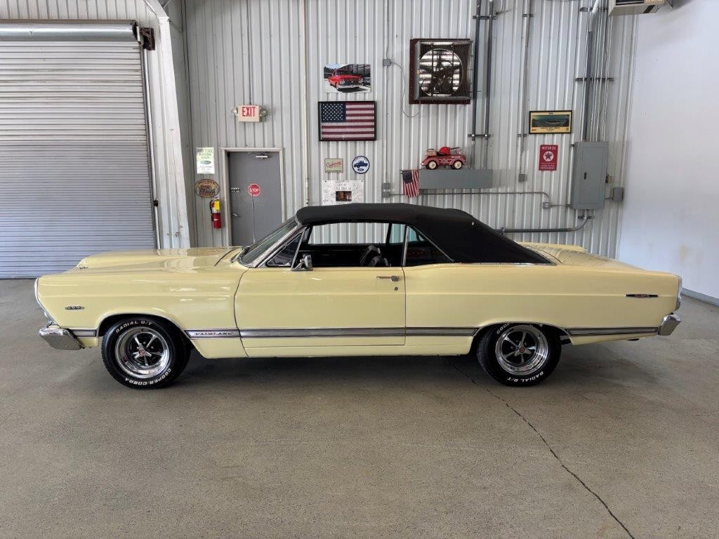 Ford-Fairlane-1967-Convertible-Black