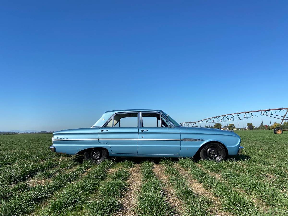 Ford-Falcon-1963-Blue