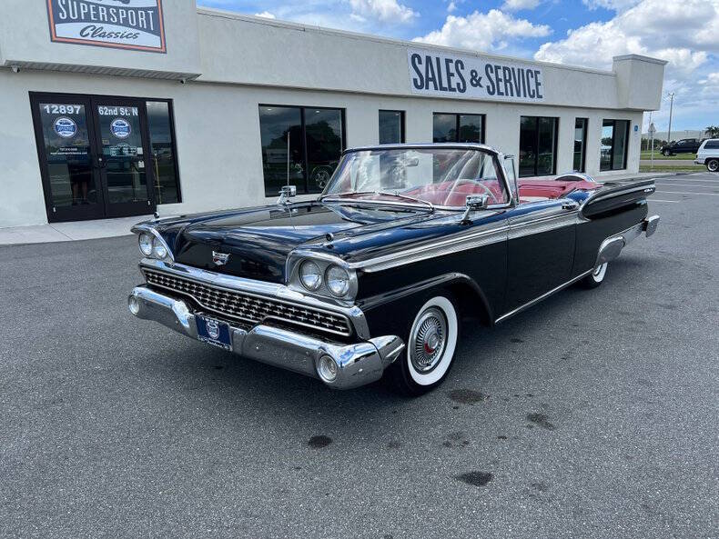 Ford-Galaxie-1959-Black-Red