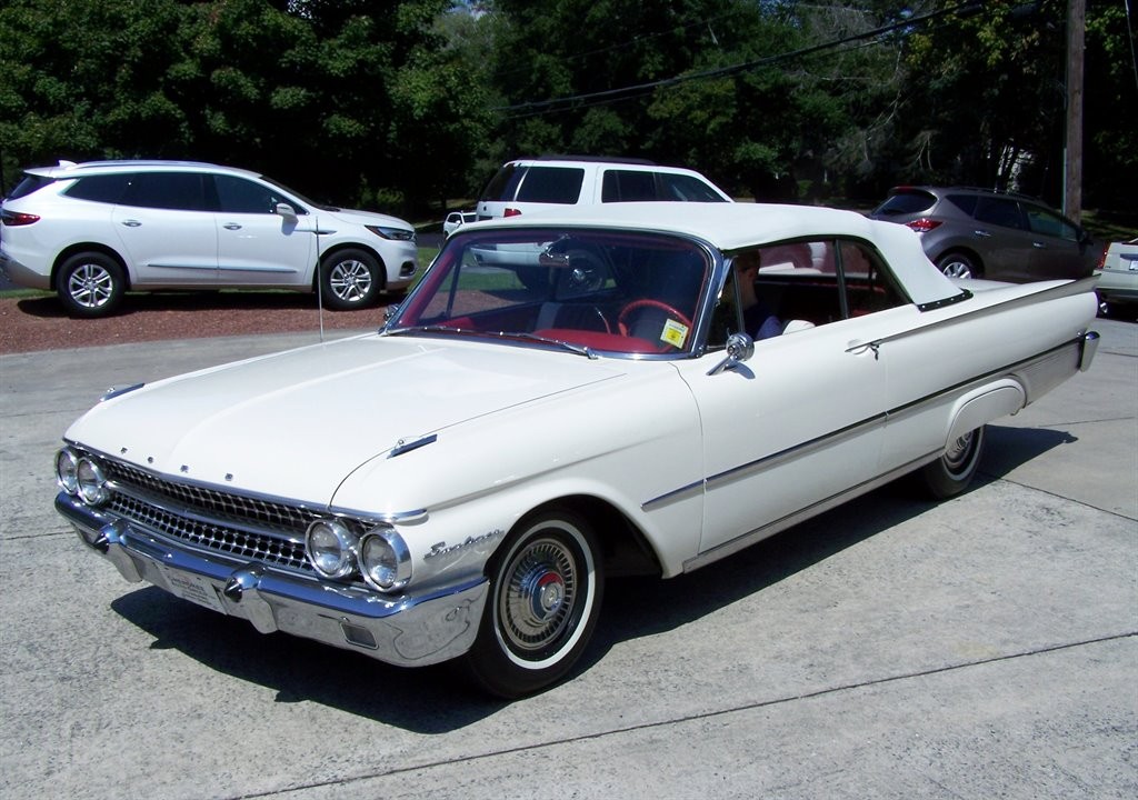 Ford Galaxie 1961