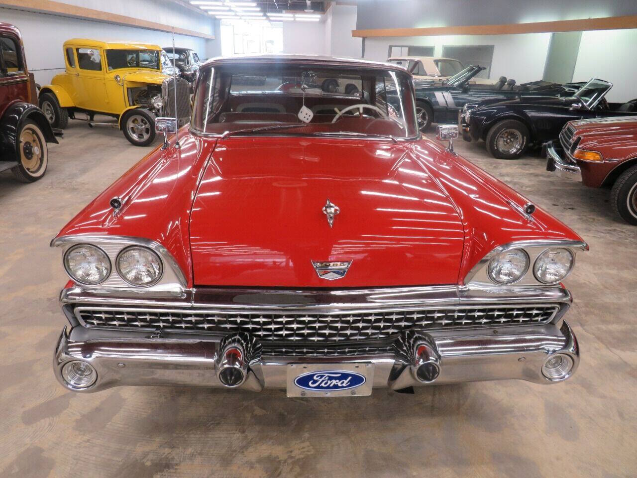 Ford-Galaxie-500-1959-Red