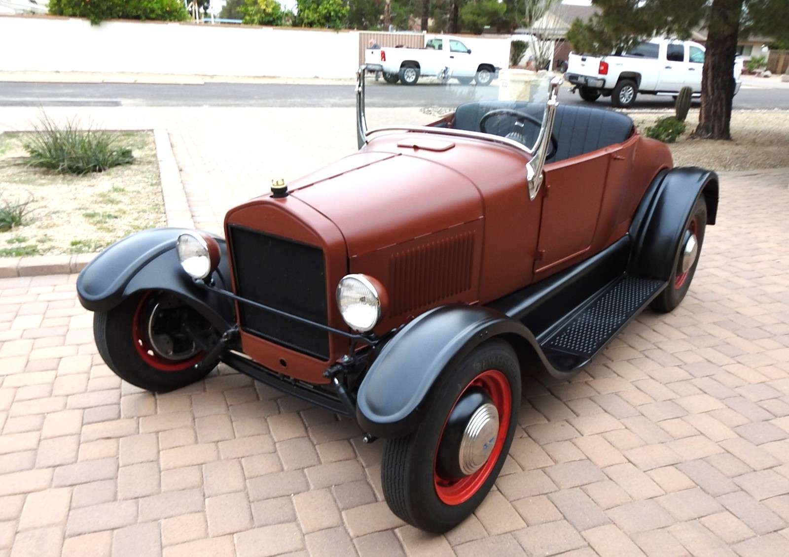 Ford-Hot-Rod-Roadster-1927-Hot-Rod-Roadster-Black