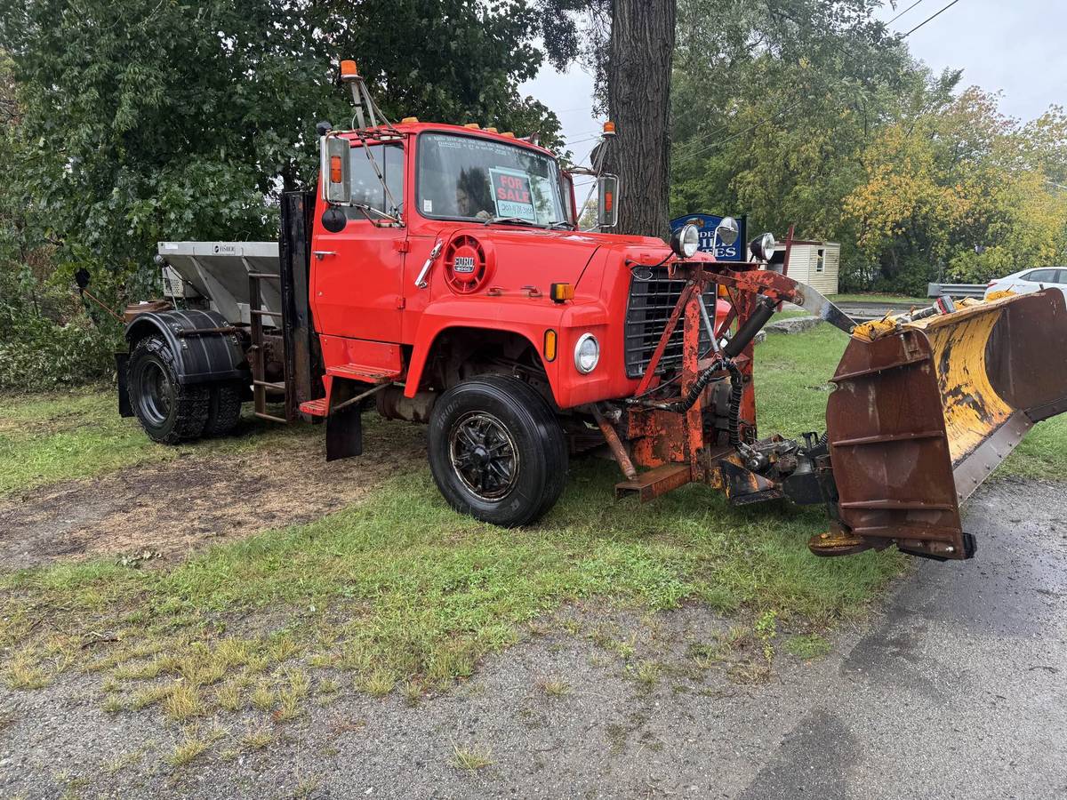 Ford-L8000-1988