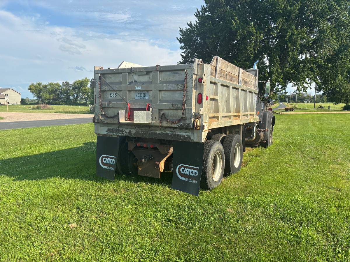 Ford-L9000-1989