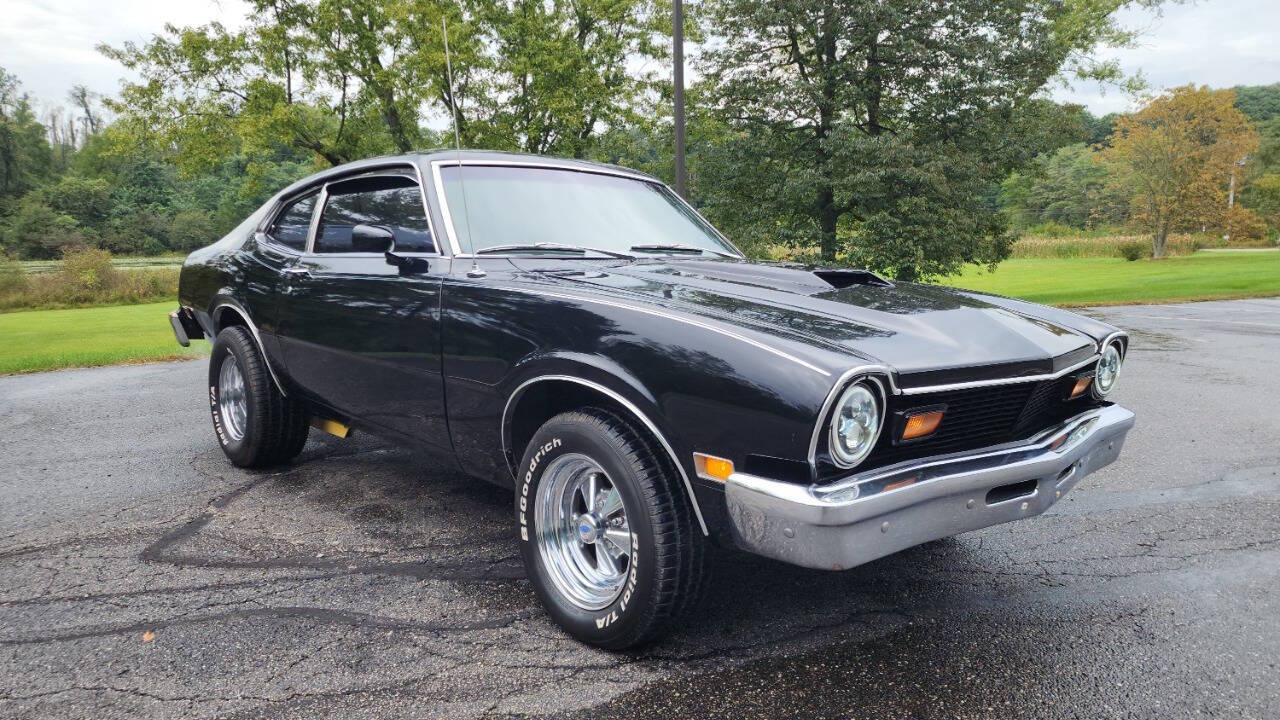 Ford-Maverick-30-1976-Black-Black
