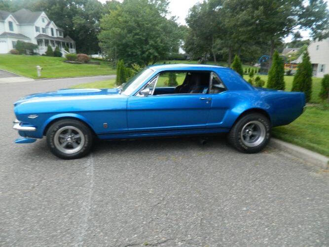 Ford-Mustang-1965-Blue-Black