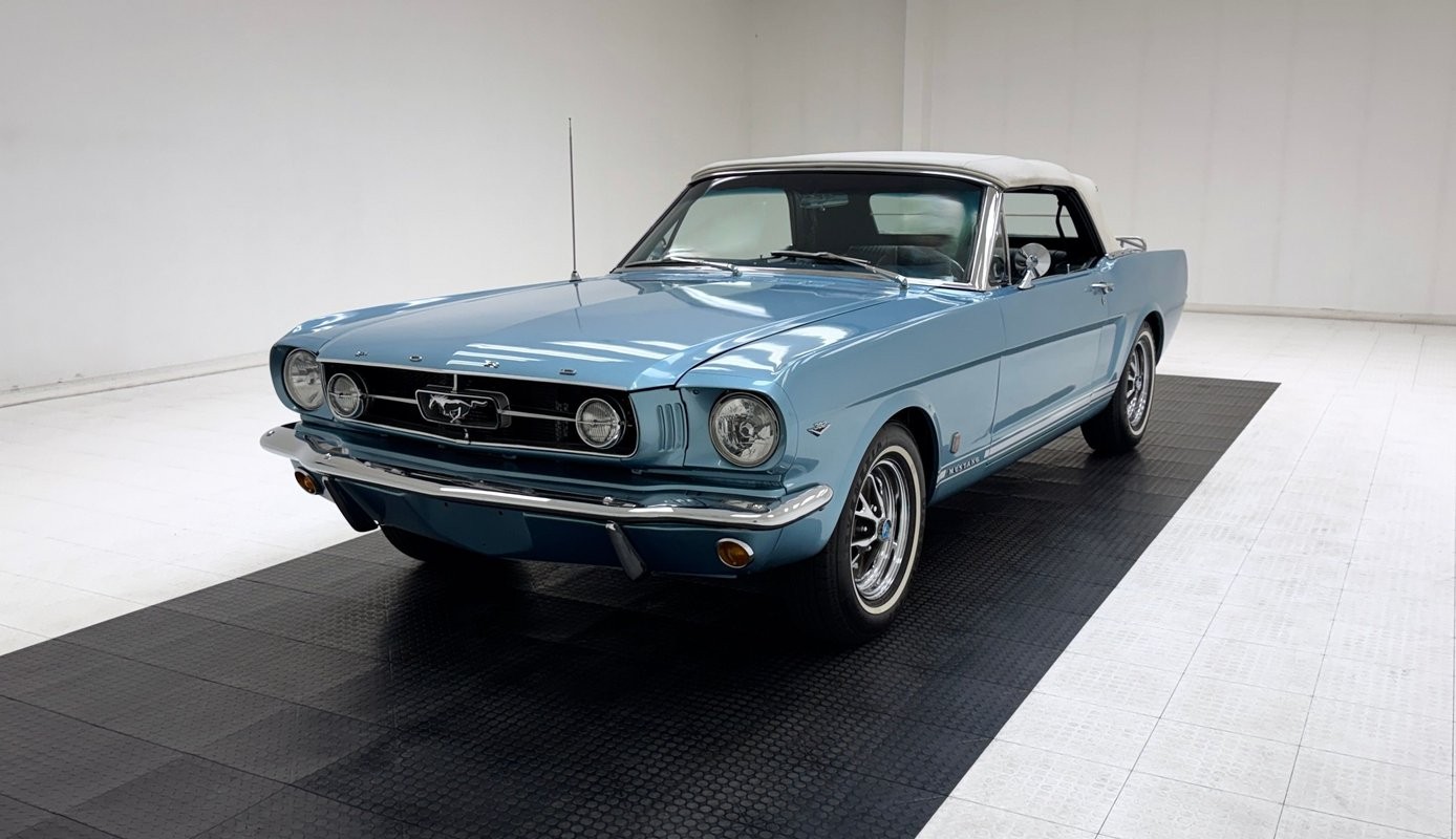 Ford-Mustang-1965-Convertible-Blue