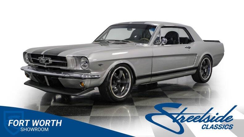 Ford-Mustang-1965-Silver-Black